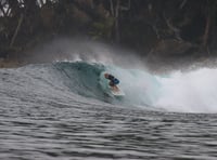 Ben set to surf in El Salvador