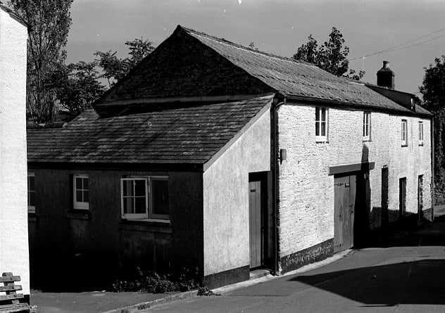 Tallett Bar, The Dolphin Inn, Kingston