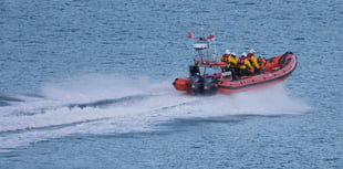 Lone yachtsman rescued by Dart RNLI